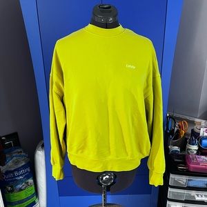 Chartreuse yellow green sweatshirt from Levi’s size medium